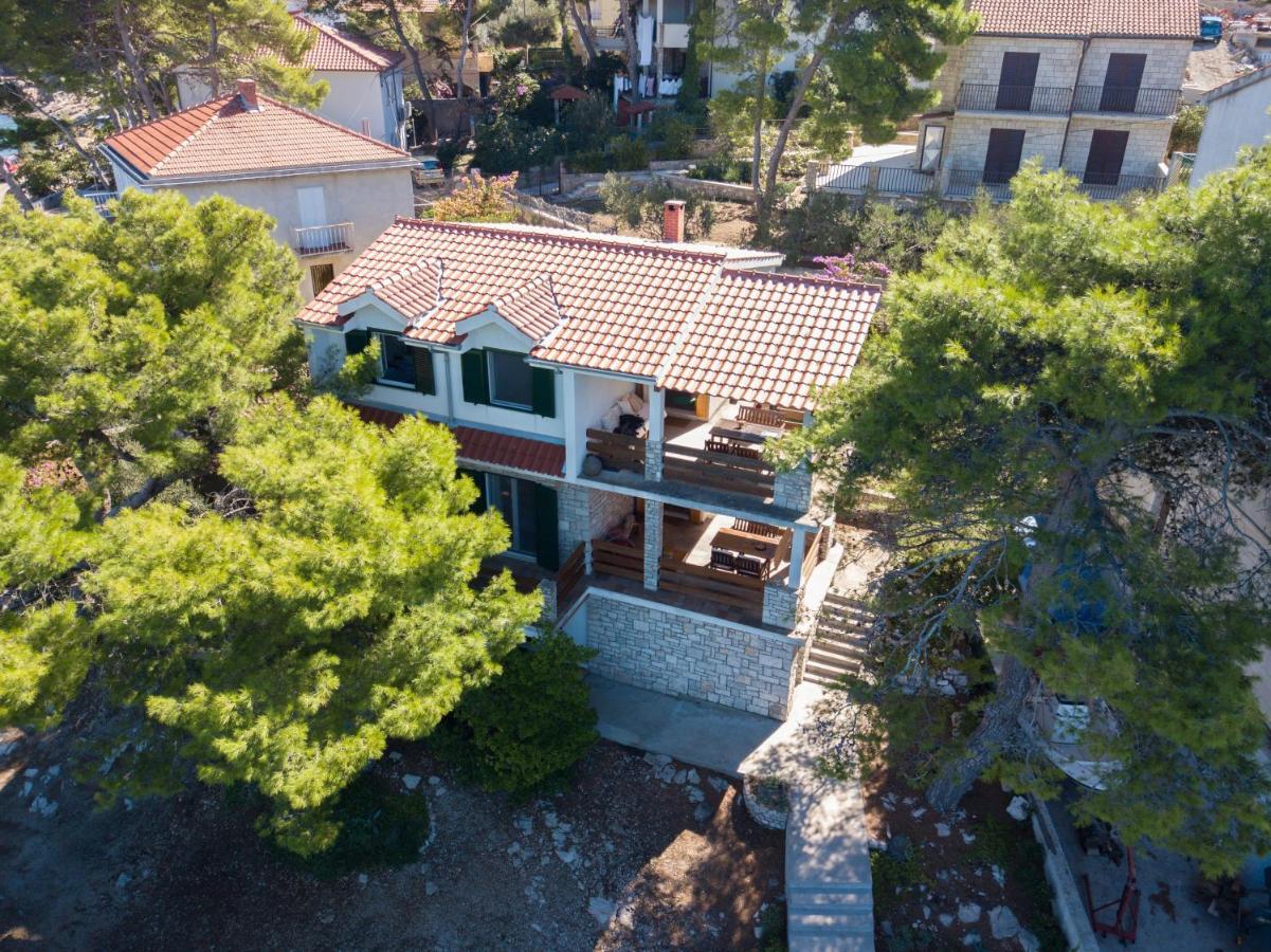 Apartments By The Sea Stomorska, Solta - 5190 Ngoại thất bức ảnh