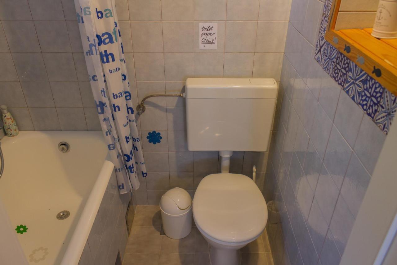 Apartments By The Sea Stomorska, Solta - 5190 Ngoại thất bức ảnh
