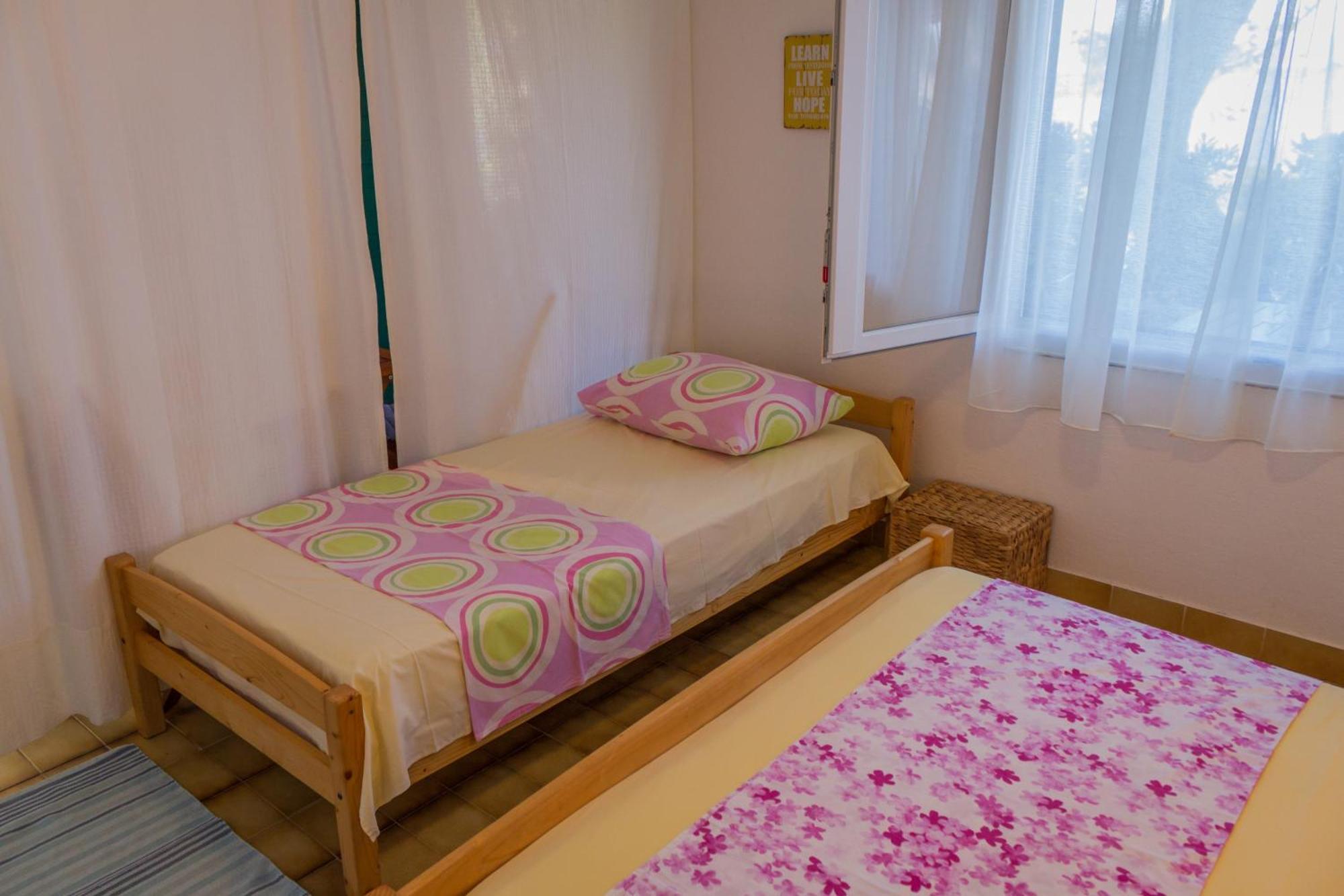 Apartments By The Sea Stomorska, Solta - 5190 Phòng bức ảnh